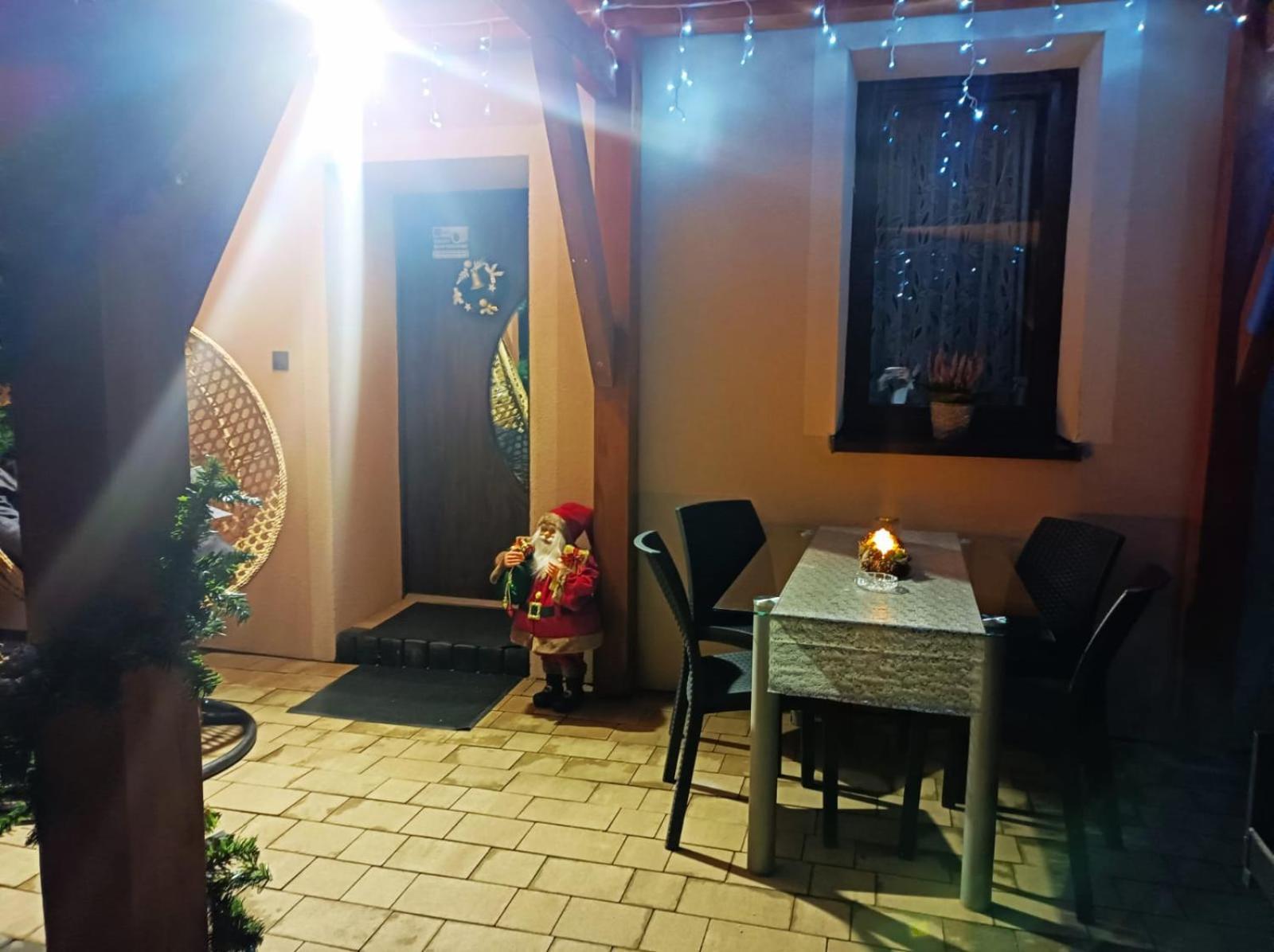 Dom Wakacyjny Gajowka Z Ogrodem Rzyki Bagian luar foto